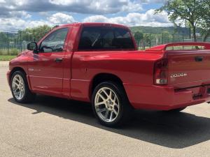 Dodge Ram SRT-10 2004 года 